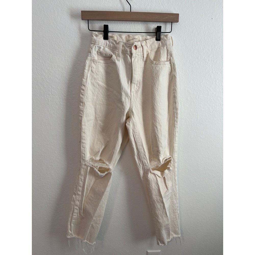 Universal Thread Women 00 S Cream Vintage Straight Ripped‎ High Rise Jeans